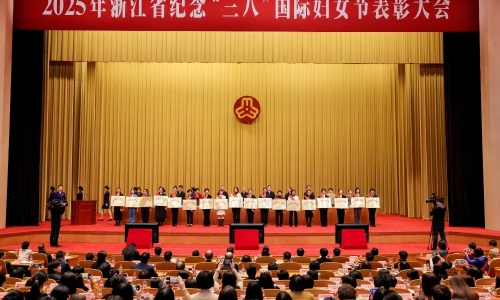 祝賀！桐昆這支創新團隊，摘得“全國巾幗文明崗”