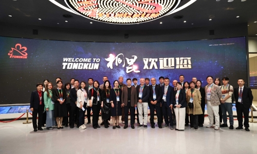 ISO/TC38/CAG主席顧問(wèn)團(tuán)參訪桐昆